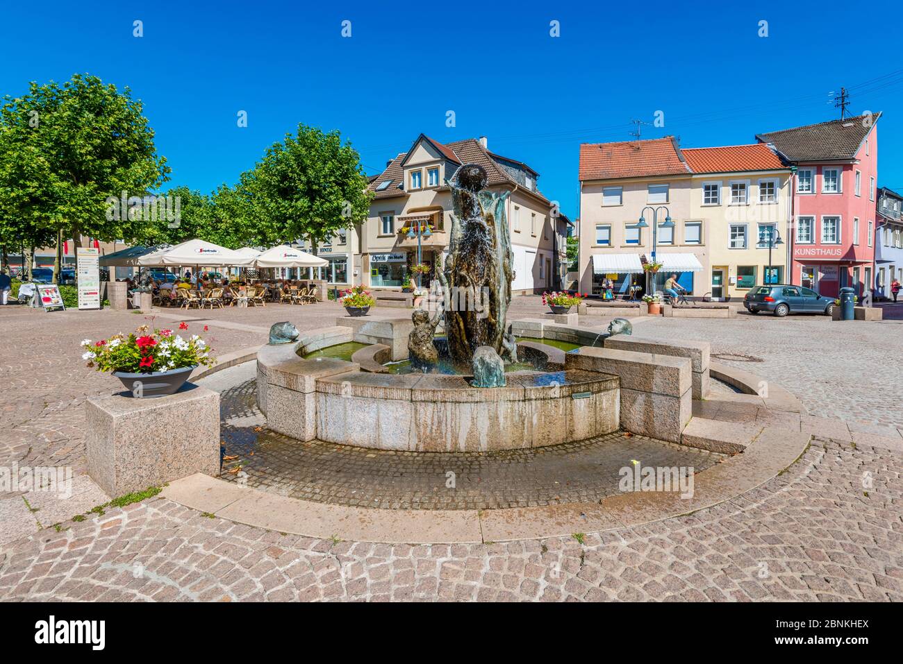 Fontaine du marché à Bad Sobernheim, quartier de Bad Kreuznach, un centre au milieu de Nahe, Banque D'Images