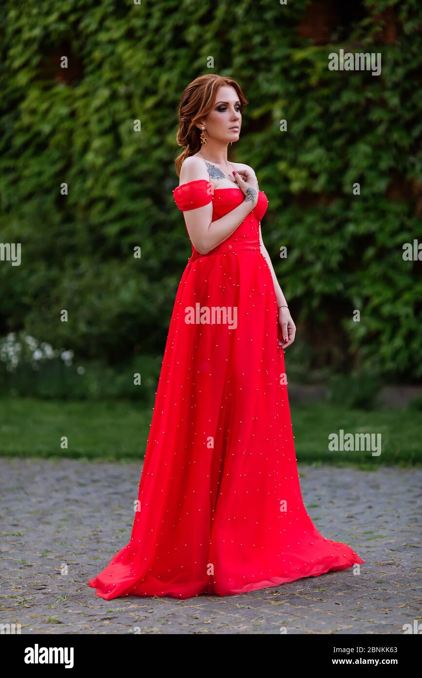 robe rouge chateau