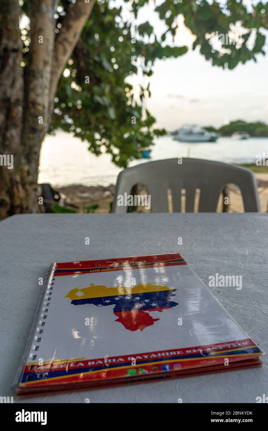 Amérique, Caraïbes, grandes Antilles, République dominicaine, province de la Altagracia, Bayahibe, restaurant vénézuélien sur la plage de Bayahibe Banque D'Images