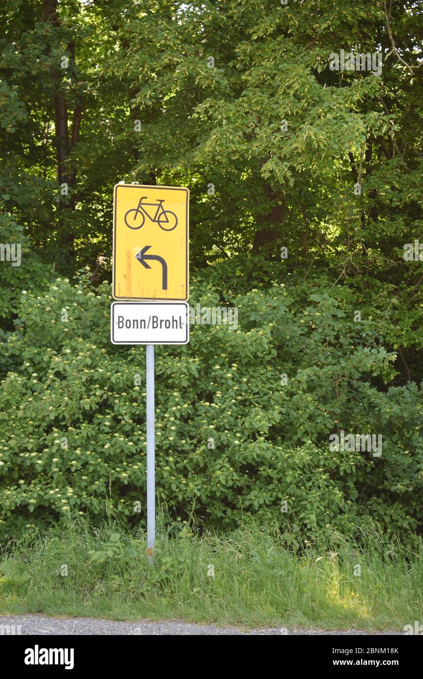 Panneau vélo pour Bonn et Brohl Banque D'Images