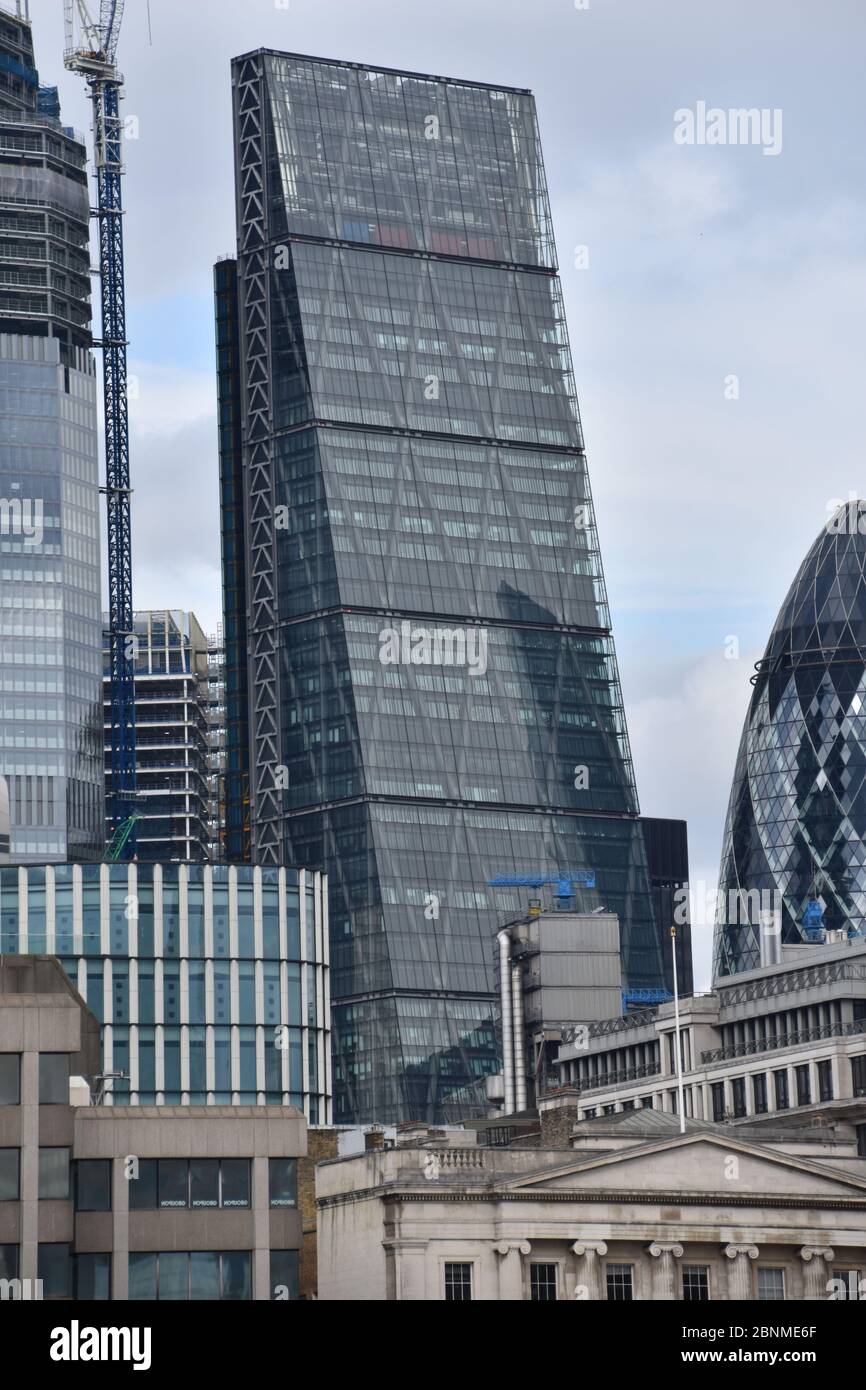 Le gratte-ciel Leadenhall Building dans le centre de Londres, en Angleterre, au Royaume-Uni Banque D'Images