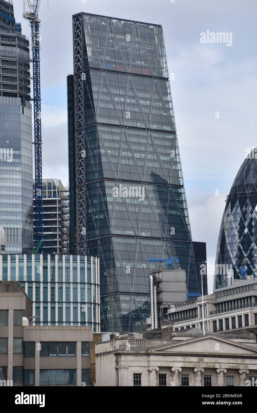 Le gratte-ciel Leadenhall Building dans le centre de Londres, en Angleterre, au Royaume-Uni Banque D'Images