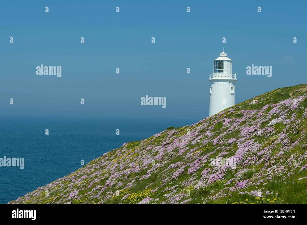 Phare de Trevose Head, Padstow, Cornwall, Angleterre du Sud-Ouest, Angleterre, Royaume-Uni, Europe Banque D'Images