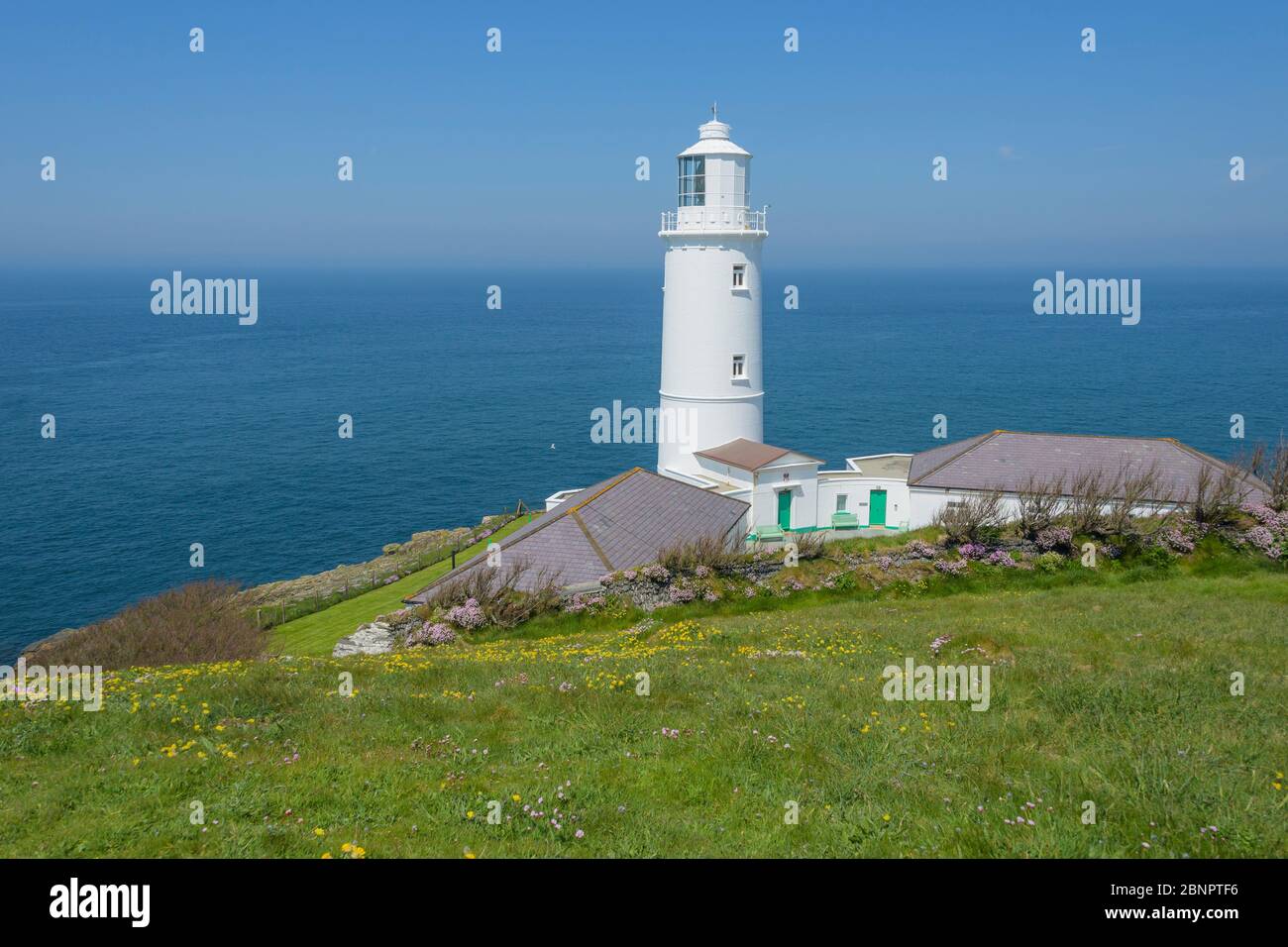 Phare de Trevose Head, Padstow, Cornwall, Angleterre du Sud-Ouest, Angleterre, Royaume-Uni, Europe Banque D'Images