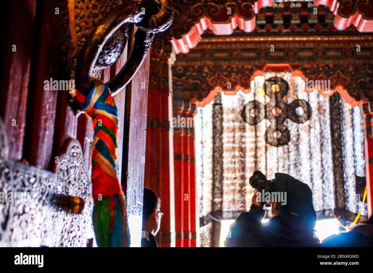 Dans le palais du Potala, ancienne résidence du Dalaï Lama à Lhassa au Tibet. Le Palais Potala est une forteresse de Dzong dans la ville de Lhassa, au Tibet. C'était le Banque D'Images