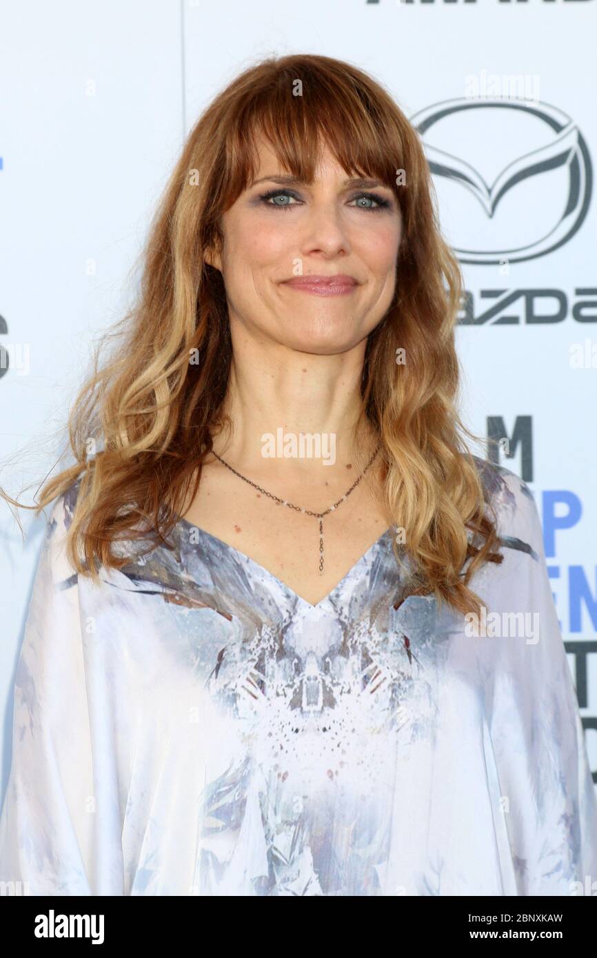 16 mai 2020: DOSSIER: La écrivaine-directrice américaine LYNN SHELTON est décédée à l'âge de 54 ans. Le cinéaste derrière les célèbres indies, la sœur de votre sœur et le Humpday, est décédé de complications liées à un « trouble sanguin non identifié ». Shelton était connu comme une figure de premier plan de la scène de film indépendant ainsi qu'un réalisateur de télévision acclamé, Helming Episodes of Glow, Mad Men, Maître de aucun, Fresh Off the Boat, The Morning Show. PHOTO : 8 février 2020, Santa Monica : Lynn Shelton aux Prix de l'Esprit indépendant du film 2020. (Image crédit : © Kay Blake/ZUMA Wire) Banque D'Images