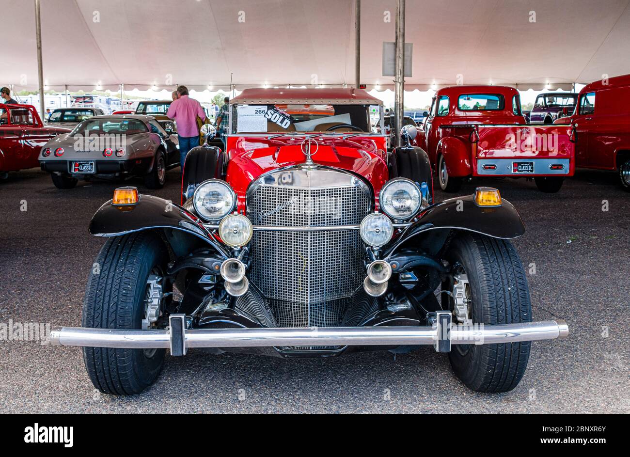 2019 Barrett-Jackson Scottsdale Auction, 1976 Excalibur série III Banque D'Images