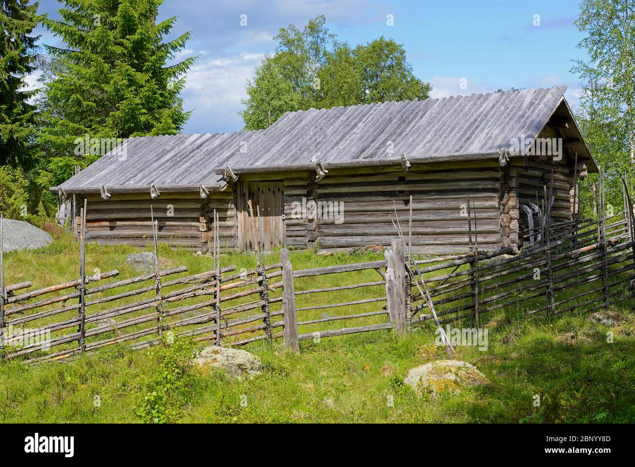 Ancienne ferme de montagne, Ärteråsen, Furudal, Rättvik, Dalarna Banque D'Images