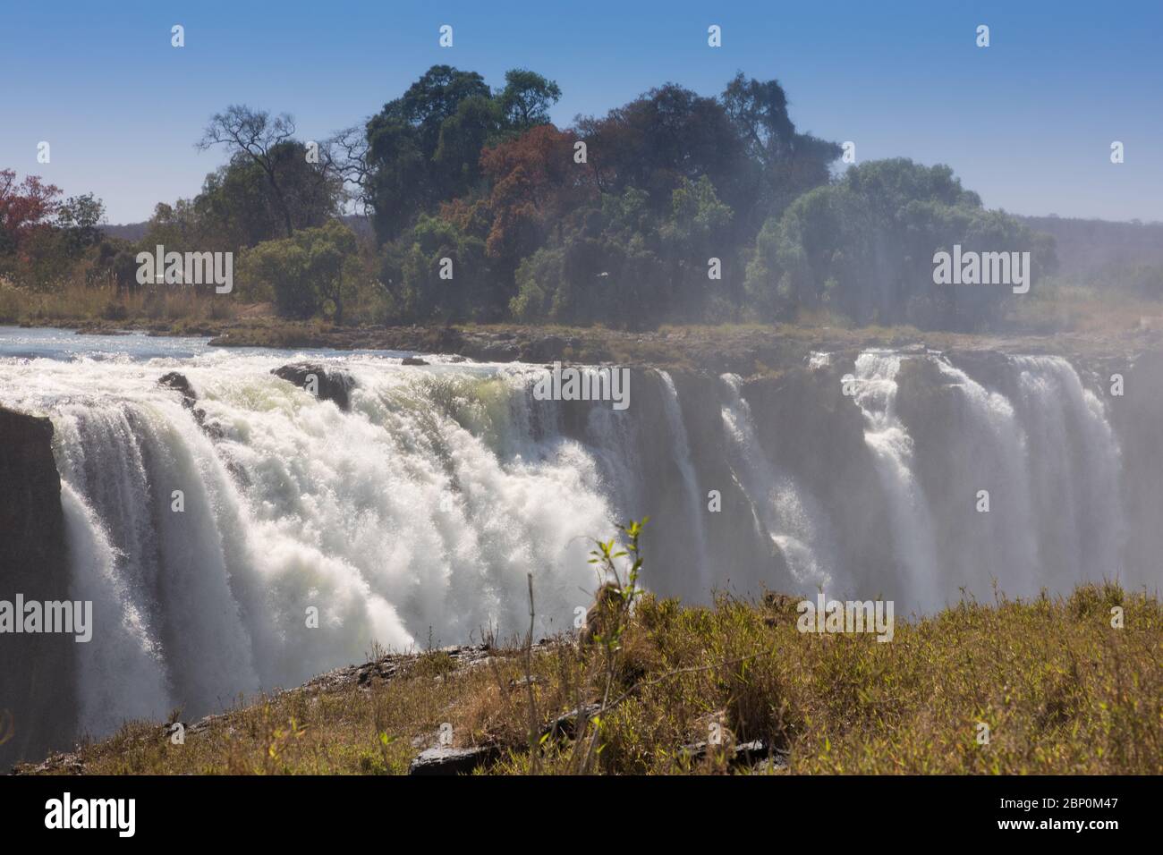 Victoria tombe en septembre, Zimbabwe Banque D'Images