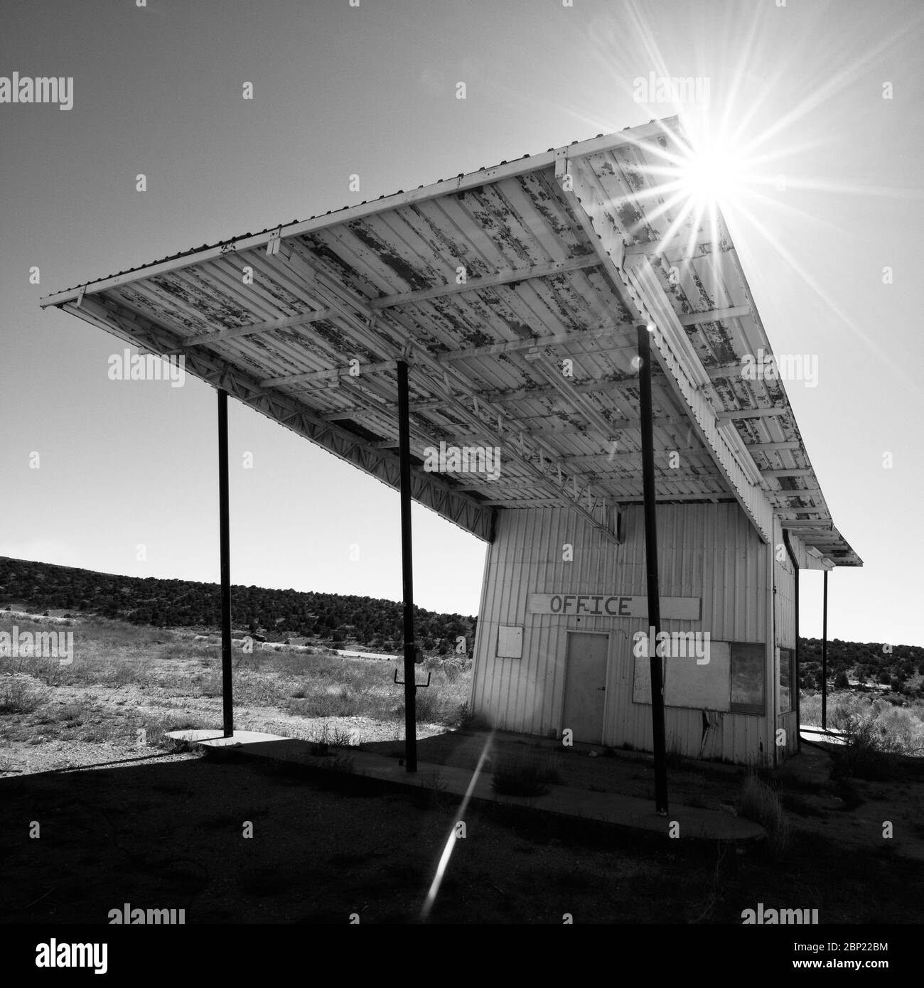 Station-service abandonnée aux États-Unis Banque D'Images