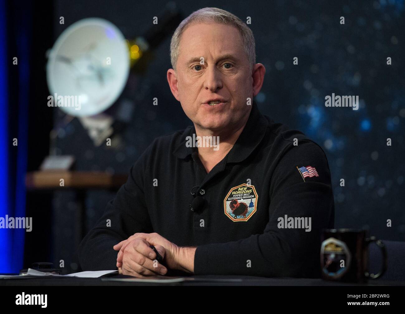 New Horizons Ultima Thule flyby New Horizons chercheur principal Alan Stern, de l'Institut de recherche du Sud-Ouest (SwRI), Boulder, CO, parle lors d'une conférence de presse avant l'flyby de Ultima Thule par le nouvel engin spatial Horizons, le lundi 31 décembre 2018 au Laboratoire de physique appliquée (APL) de l'Université Johns Hopkins à Laurel, Maryland. Banque D'Images