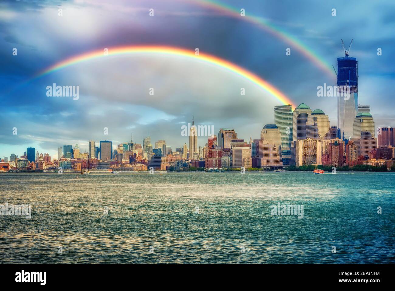 Rainbow sur Manhattan Banque D'Images