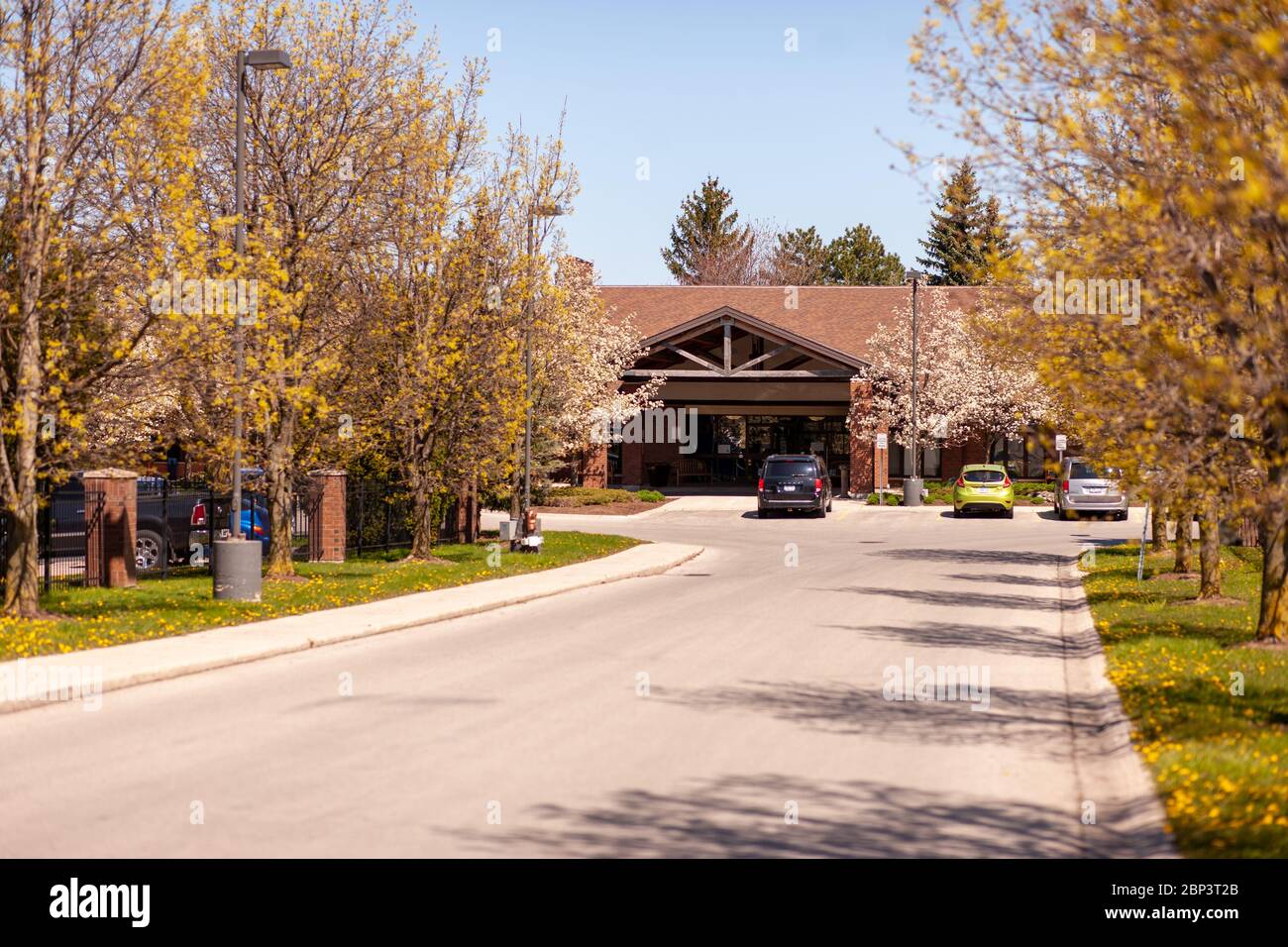 London, Canada - 13 mai 2020. Brian Bobbie était une infirmière autorisée qui travaillait au centre de soins de longue durée de Kengston Village, à Londres. Il est le premier de l'Ontario Banque D'Images