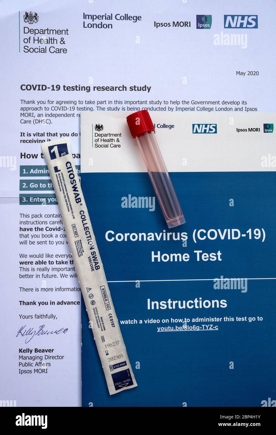 Kit de test  domicile COVID-19 fourni  10,000 personnes choisies au  hasard inscrites auprs d'un mdecin gnraliste par Imperial College  London et Ipsos MORI au nom du DHSC. Un livret explicatif,