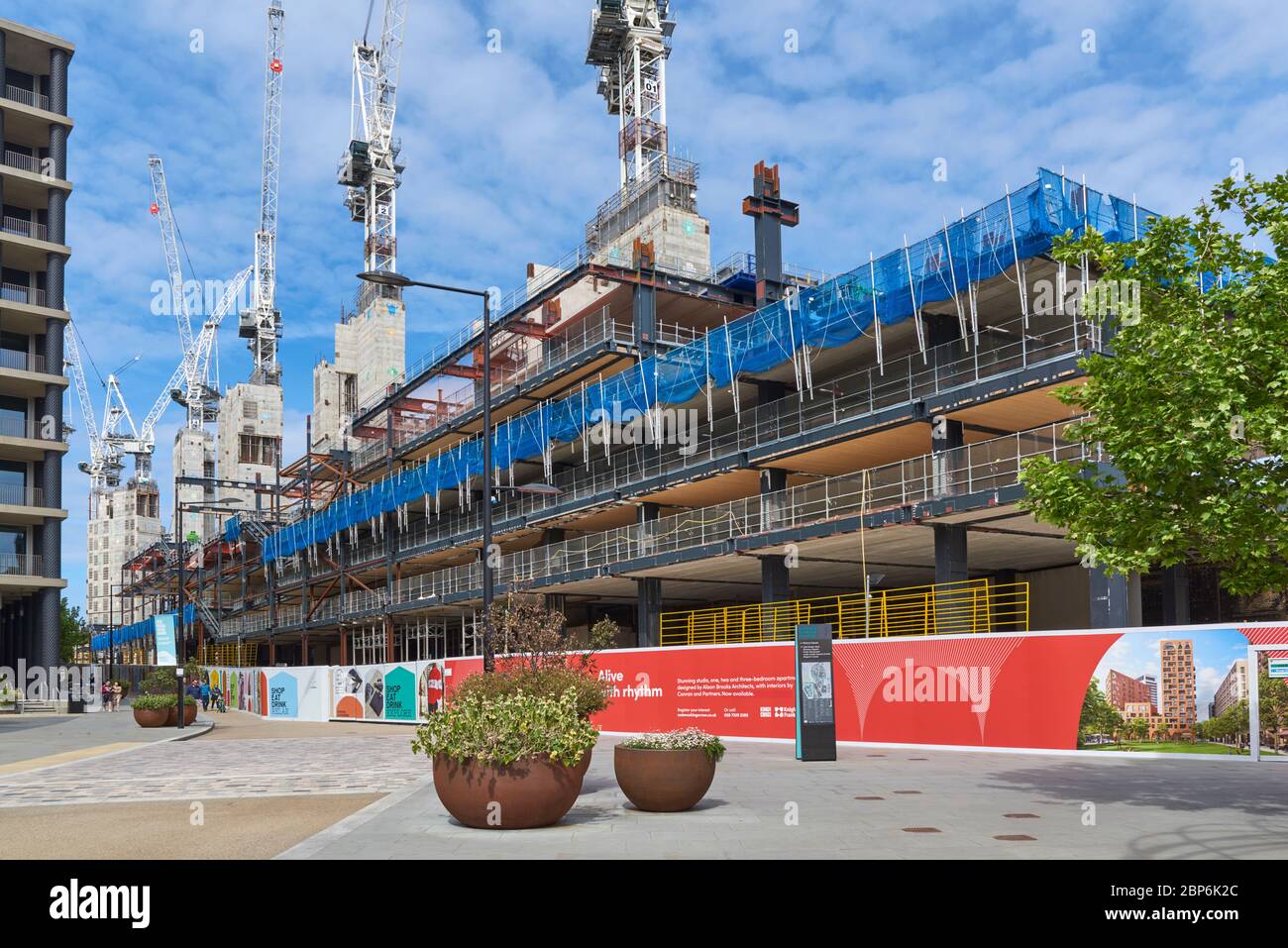 Nouveaux appartements en construction à Battle Bridge place, près de Coal Drops Yard, King's Cross, North London, Royaume-Uni Banque D'Images