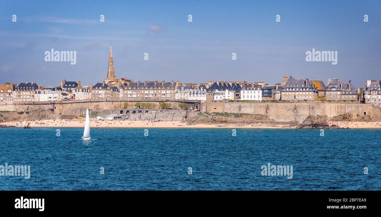 Vue mer panoramique de Saint Malo, Bretagne, France Banque D'Images