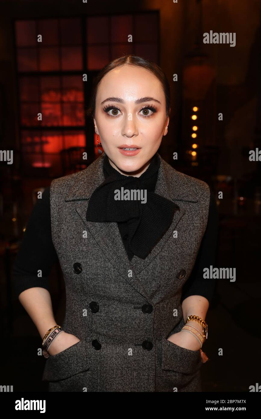 Hattice Schmidt, Koelner Treff (eps. 525), WDR Studio BS2, Koeln, 04.12.2019 Banque D'Images Hattice Schmidt, Koelner Treff (eps. 525), WDR Studio BS2, Koeln, 04.12.2019 Banque D'Images