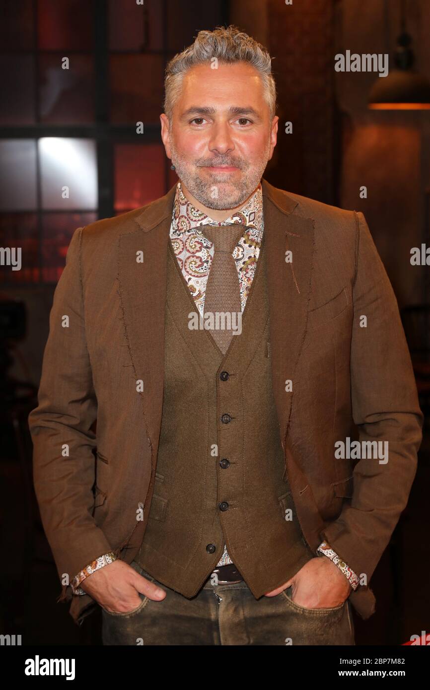 Roland Treffl, Koelner Treff (eps. 525), WDR Studio BS2, Koeln, 04.12.2019 Banque D'Images Roland Treffl, Koelner Treff (eps. 525), WDR Studio BS2, Koeln, 04.12.2019 Banque D'Images