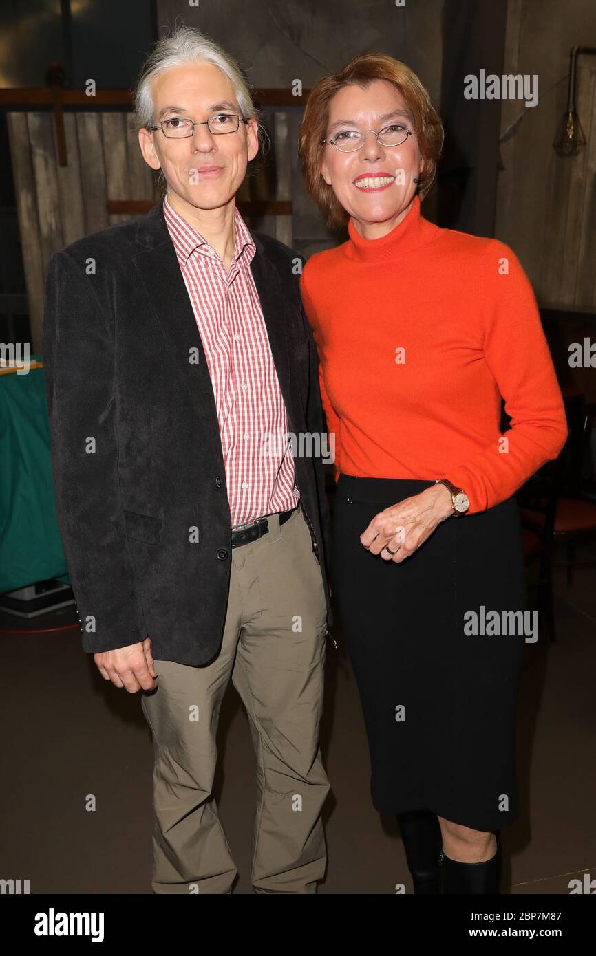 Martin Aufmuth,Bettina Boettinger,Koelner Treff (eps. 525), WDR Studio BS2, Koeln, 04.12.2019 Banque D'Images Martin Aufmuth,Bettina Boettinger,Koelner Treff (eps. 525), WDR Studio BS2, Koeln, 04.12.2019 Banque D'Images