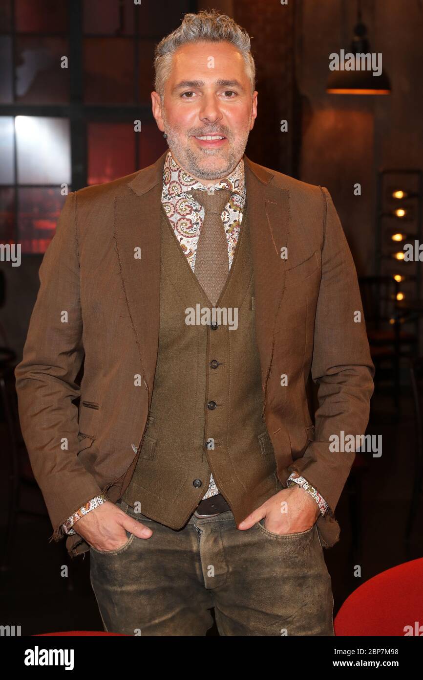 Roland Treffl, Koelner Treff (eps. 525), WDR Studio BS2, Koeln, 04.12.2019 Banque D'Images Roland Treffl, Koelner Treff (eps. 525), WDR Studio BS2, Koeln, 04.12.2019 Banque D'Images