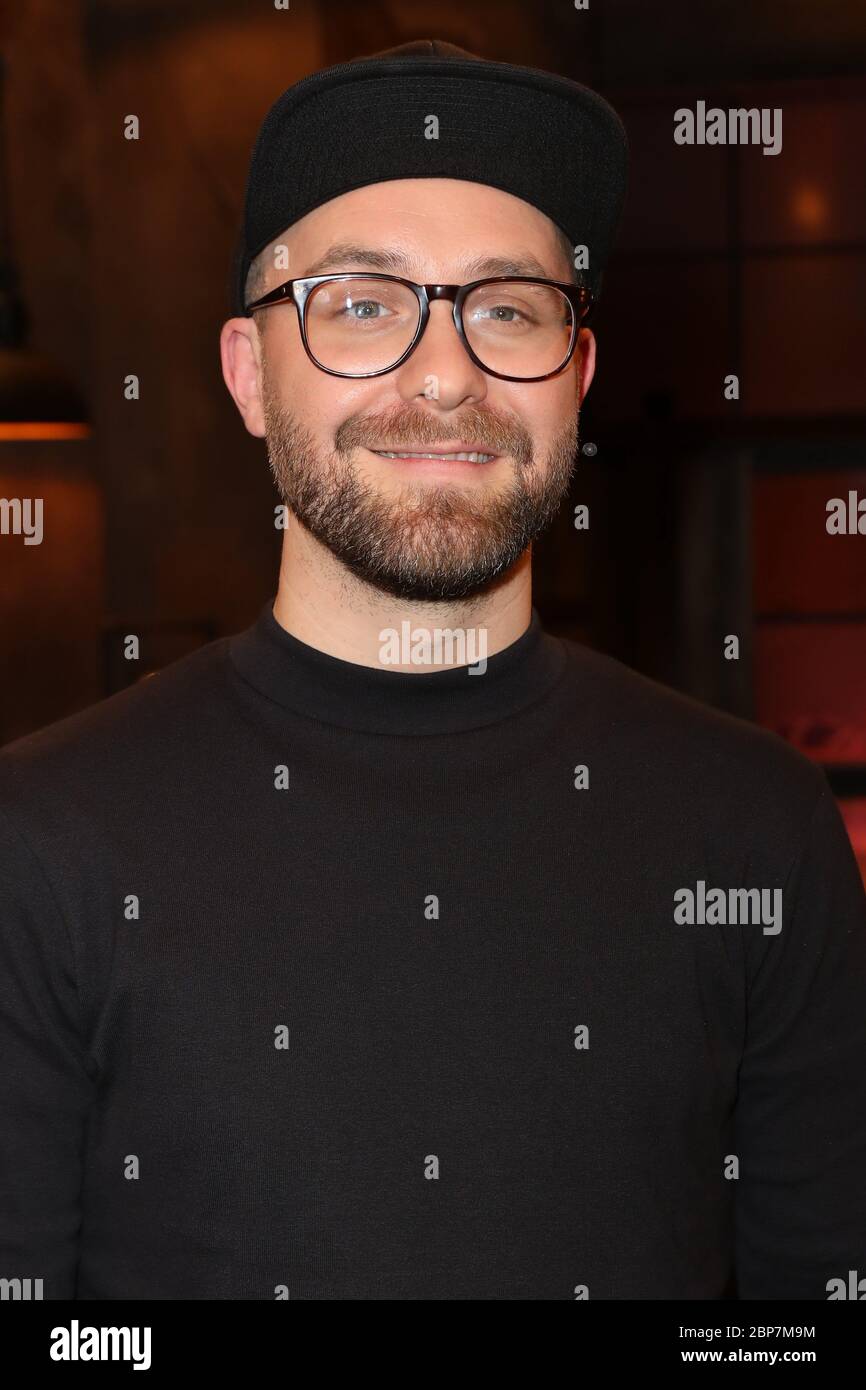 Mark Forster, Koelner Treff (eps. 525), WDR Studio BS2, Koeln, 04.12.2019 Banque D'Images Mark Forster, Koelner Treff (eps. 525), WDR Studio BS2, Koeln, 04.12.2019 Banque D'Images