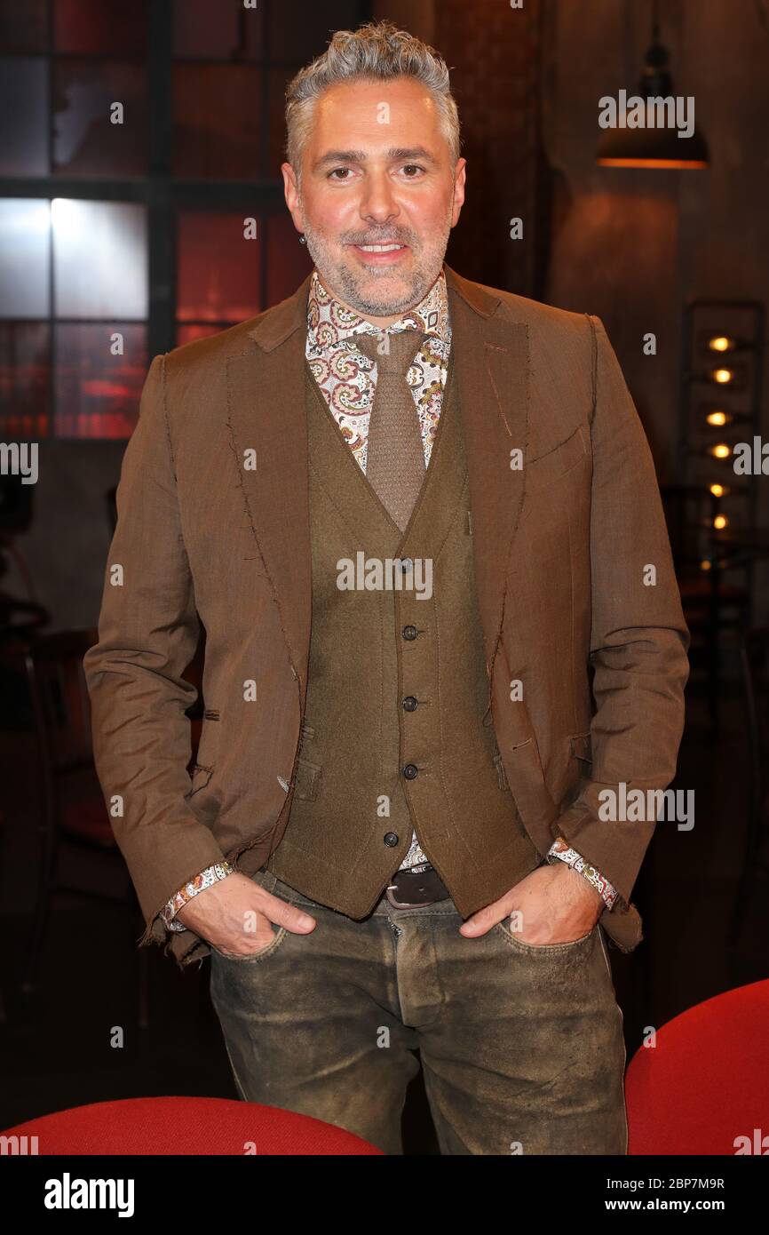 Roland Treffl, Koelner Treff (eps. 525), WDR Studio BS2, Koeln, 04.12.2019 Banque D'Images Roland Treffl, Koelner Treff (eps. 525), WDR Studio BS2, Koeln, 04.12.2019 Banque D'Images