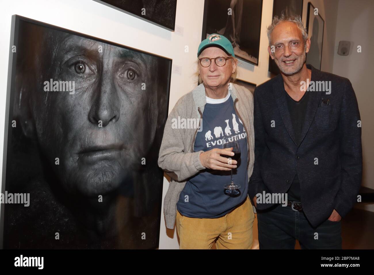 Bob Leinders,Otto Waalkes,Vernissage Bob Leinders 'COVERED II',Galerie Roschlaub,Hambourg,05.12.2019 Banque D'Images