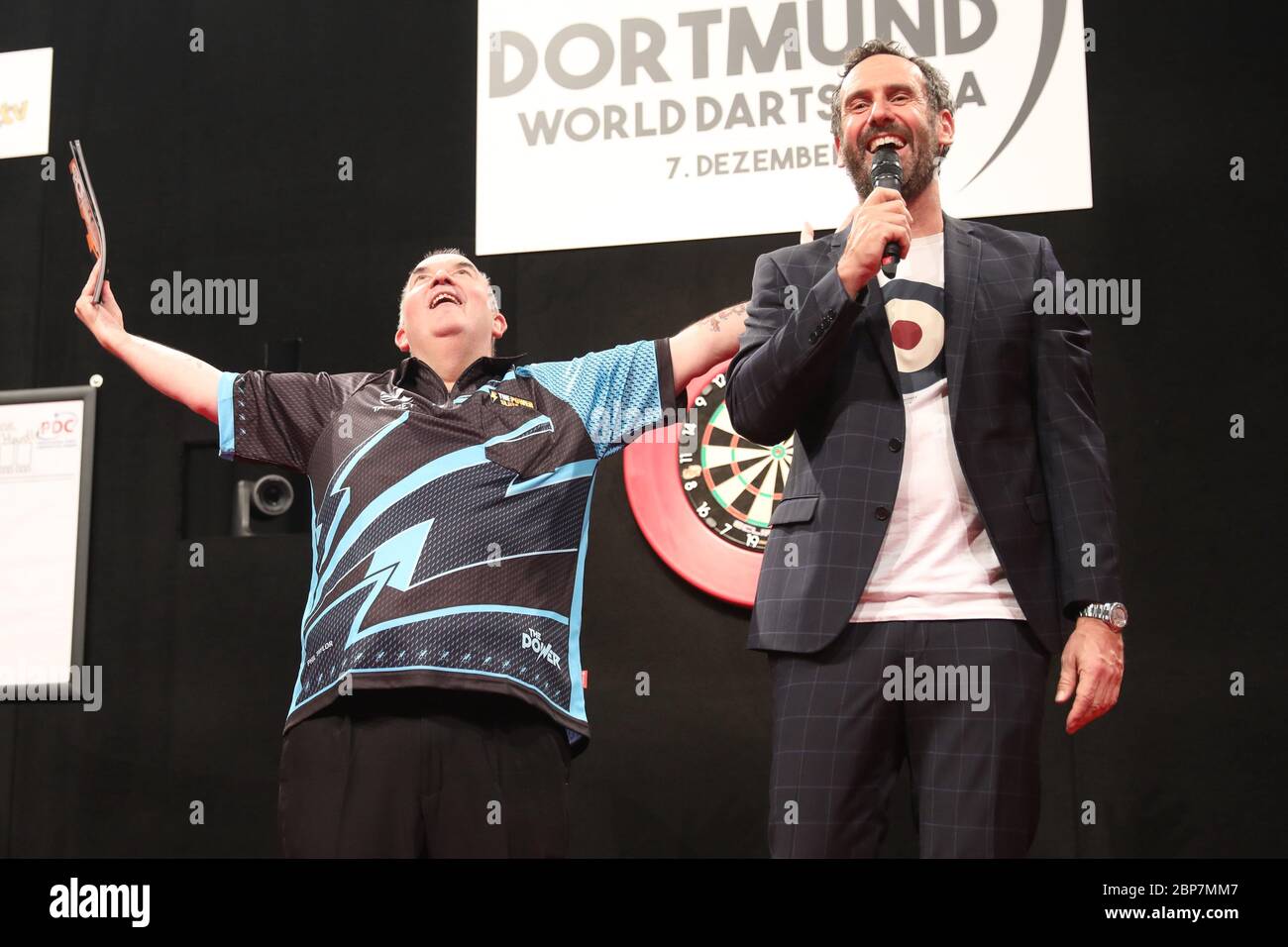 Phil Taylor - The Power,Elmar Paulke - Dartpapst,World Darts Gala,Westfalen Halle,Dortmund,07.12.2019 Banque D'Images