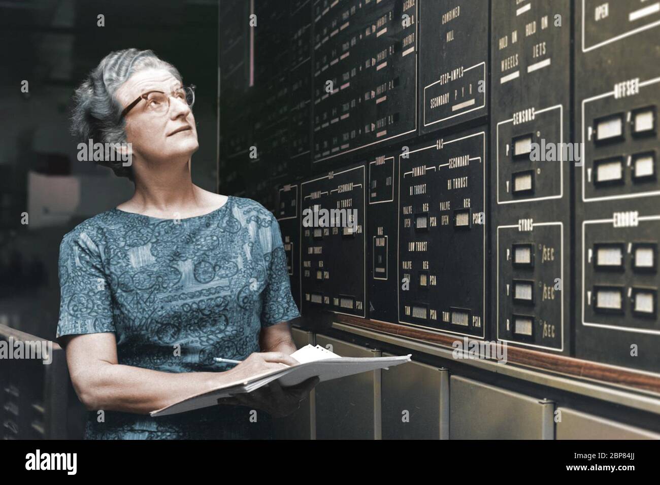 Washington, États-Unis. 18 mai 2020. Nancy Grace Roman (1925-2018), premier astronome en chef de la NASA, est connue sous le nom de « le second de Hubble ». Vu ici au début des années 1970 au Goddard Space Flight Centre de la NASA à Greenbelt, Maryland, le Dr Roman a joué un rôle déterminant dans le fait de faire passer le télescope spatial Hubble de la NASA d'une idée à la réalité et d'établir le programme d'observatoires astronomiques spatiaux de la NASA. Crédit NASA/UPI : UPI/Alay Live News Banque D'Images