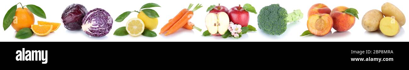 Obst und Gemüse Früchte Apfel Karotten Orange Möhren Pfirsich frische Freisteller freigestellt isoliert in einer Reihe vor einem weissen Hintergrund Banque D'Images
