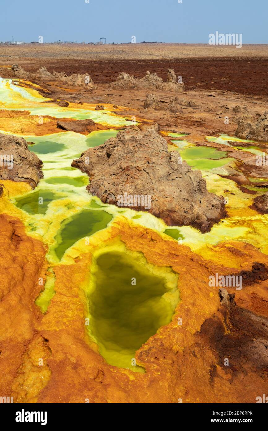 Dallol avec des sources chaudes, l'Éthiopie. La dépression Danakil est le meilleur endroit sur Terre en termes de température moyenne toute l'année. C'est aussi l'un des Banque D'Images