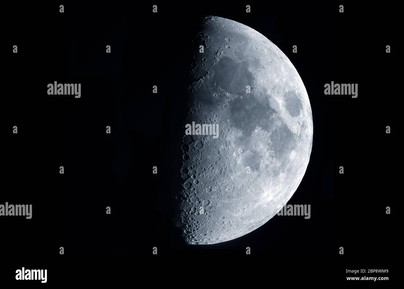 La lune gibbbeuse à la cire 5 mai 2006 Banque D'Images