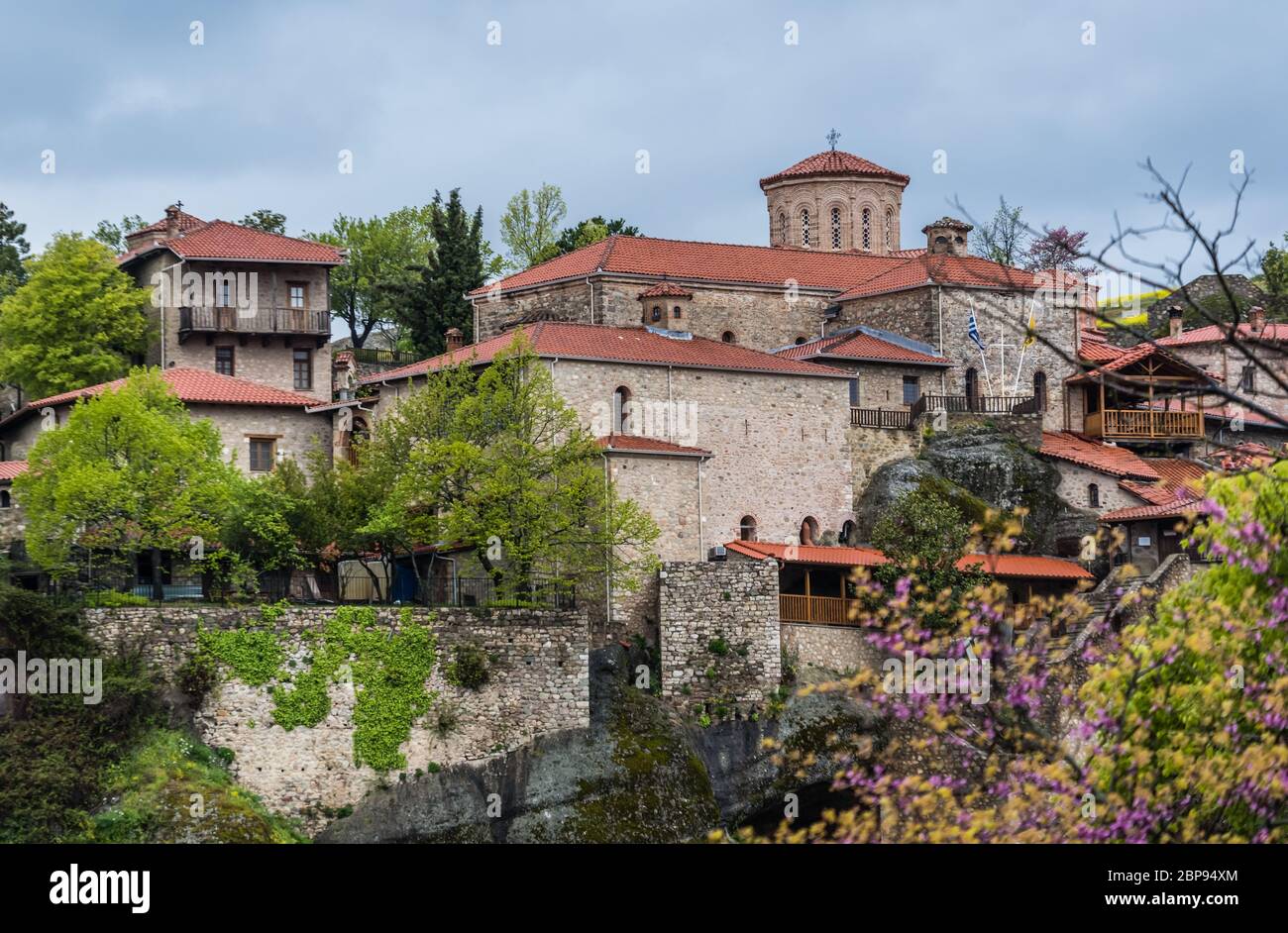 Situé au sommet d'un rocher Saint Monastère de Grand Meteoron dans Météores, Grèce Banque D'Images