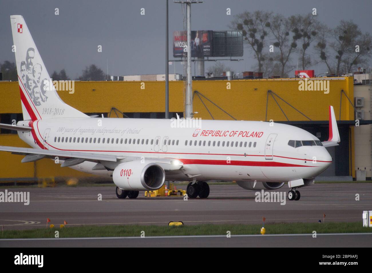 Le Boeing 737-800 NG du gouvernement polonais a nommé Marszalek Jozef Pilsudski PLF110 à Gdansk, en Pologne. 12 mai 2020 © Wojciech Strozyk / Alamy stock photo Banque D'Images