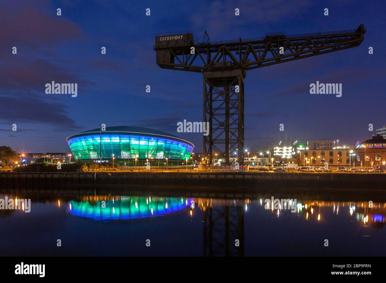 Finnieston Crane, salle de concert Hydro Arena, River Clyde, Dusk, Glasgow, Écosse Banque D'Images