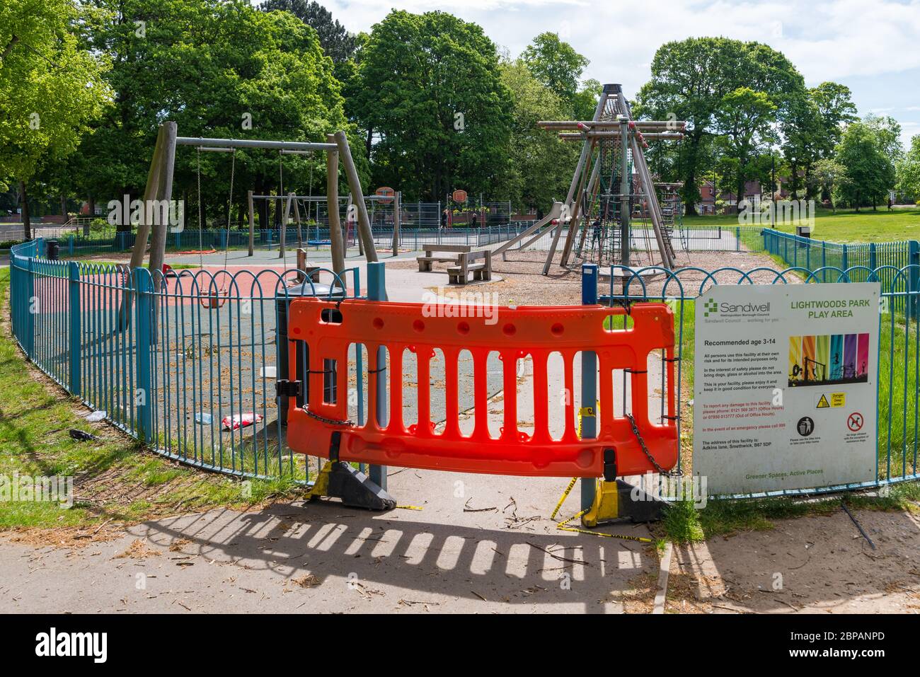 Aire de jeux pour enfants fermée à Lightwoods Park, Bearwood, Warley, West Midlands Banque D'Images