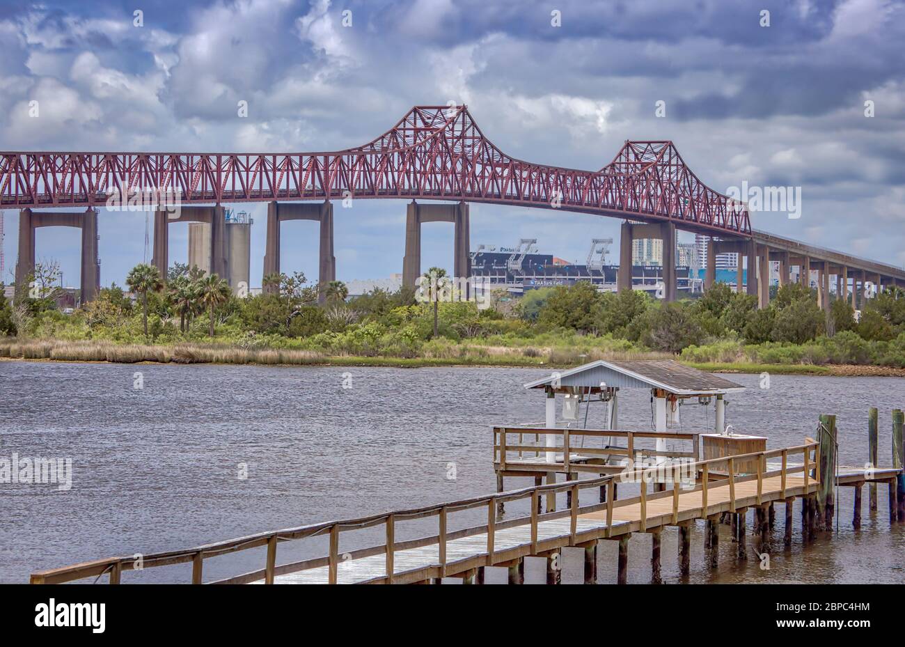 Pont de poutre en acier Banque D'Images