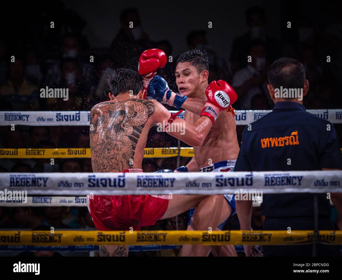 Muay Thai combat au Channel 7 Stadium Banque D'Images