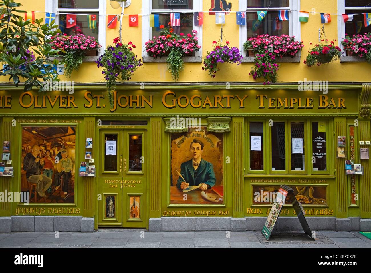 Oliver St. John Gogarty Pub, quartier Temple Bar, Dublin City, Comté de Dublin, Irlande Banque D'Images