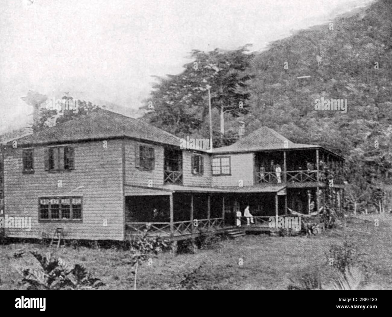 ROBERT LOUIS STEVENSON (1850-1894) romancier écossais. Sa maison à Vailima, Samoa, dans les années 1890 Banque D'Images