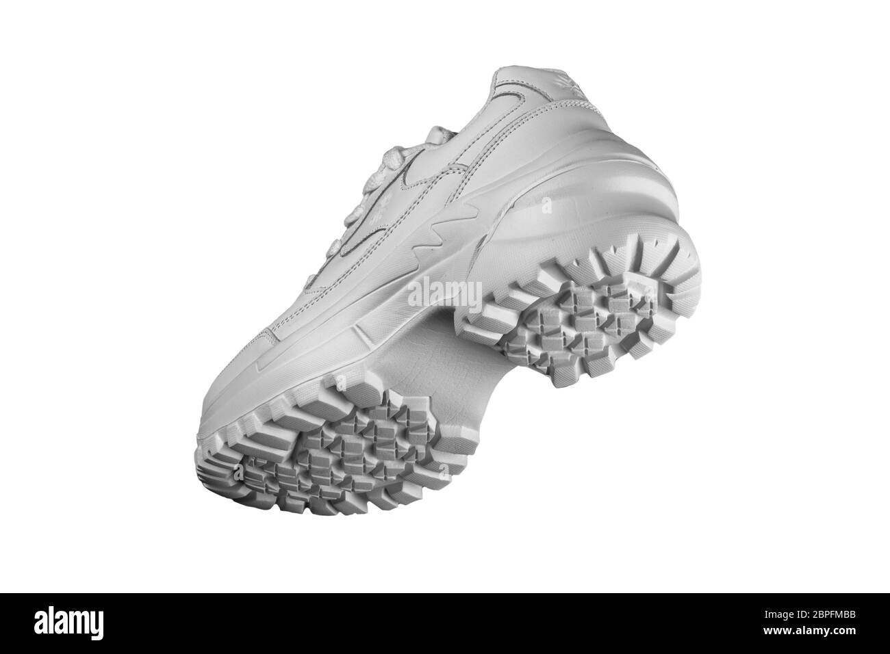 Sneaker blanche sur fond blanc.Chaussures de sport. Banque D'Images