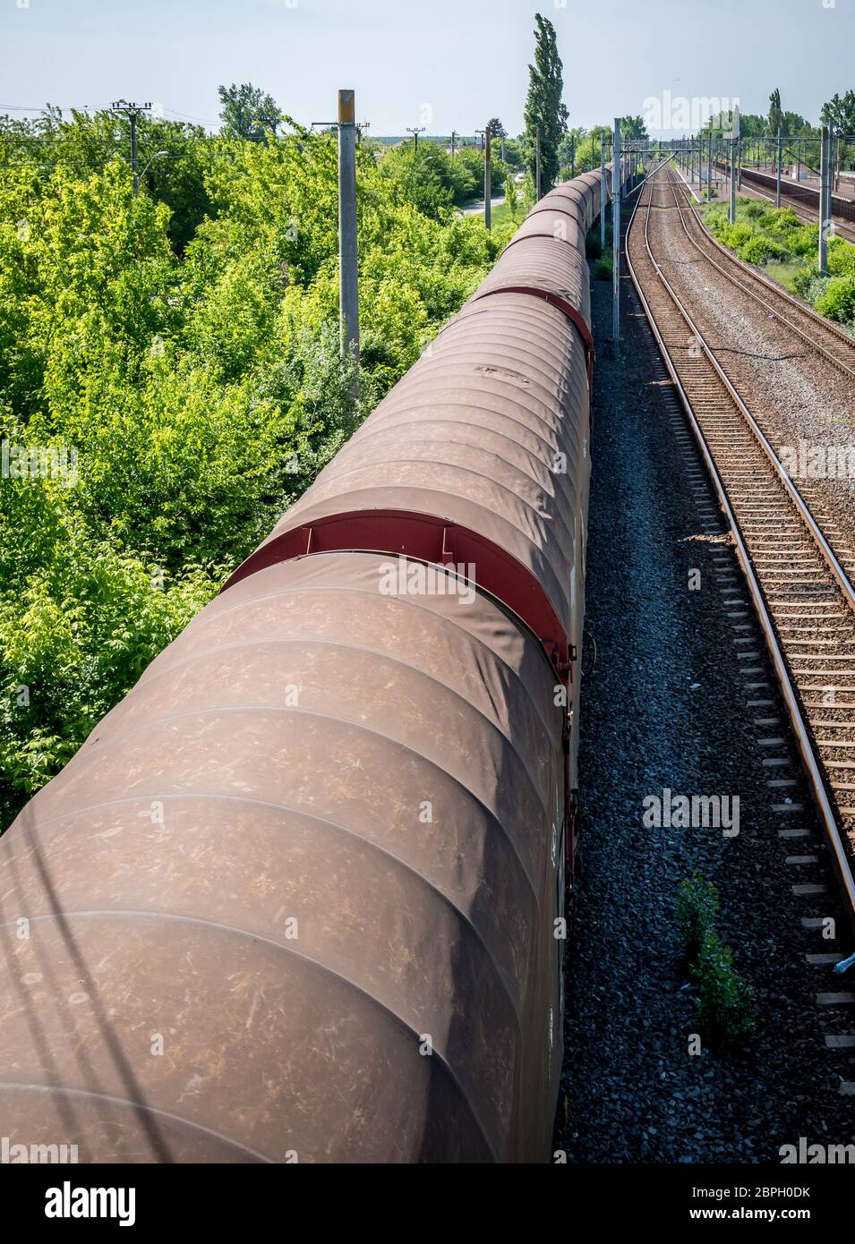 Wagons De Train De Marchandises Sur Rails Banque d'image et photos - Alamy