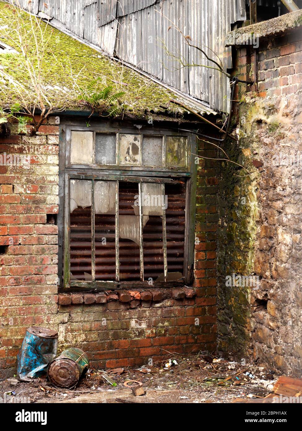 Détails des anciens bâtiments et bateaux dans et autour de Caernarfon, Gwynedd, au nord du pays de Galles. Banque D'Images