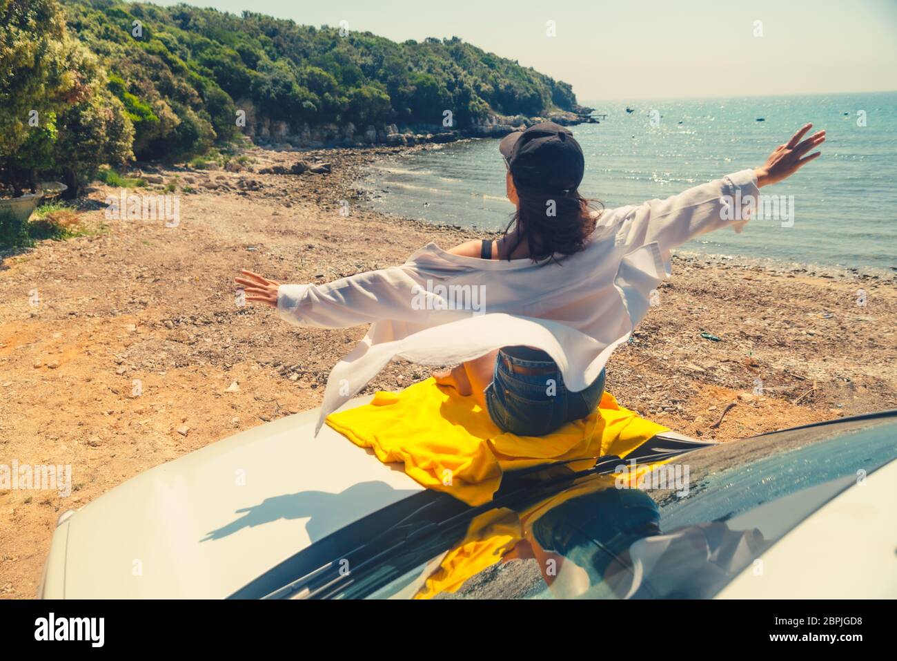 Le Capot De La Voiture Banque d'image et photos - Alamy