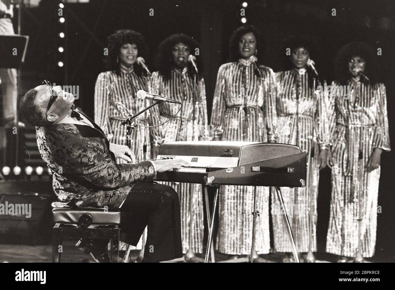 Ray Charles @ Bio's Bahnhof - Episode 28 SW - Der US-amerikanischer Sänger, auteur-compositeur et Komponist Ray Charles. Banque D'Images