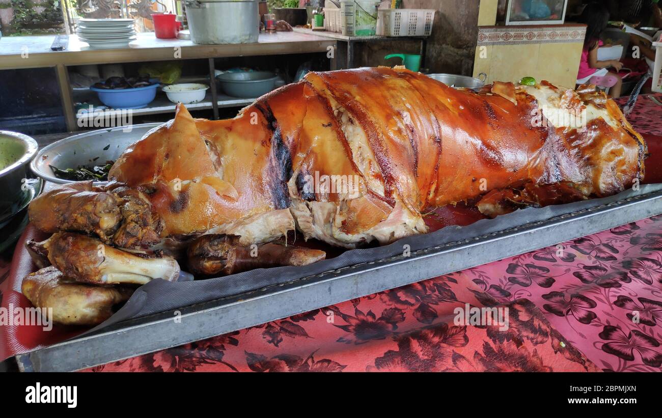 Babi guling cochon de lait, un aliment traditionnel Balinais Banque D'Images