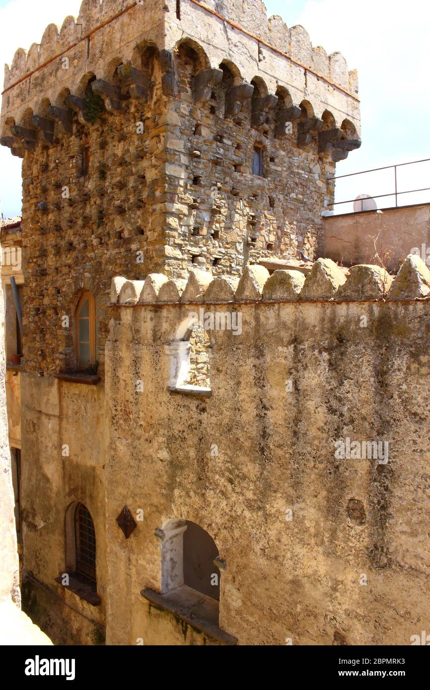 Le clocher de la cathédrale de Santa Maria di Castellabate Banque D'Images