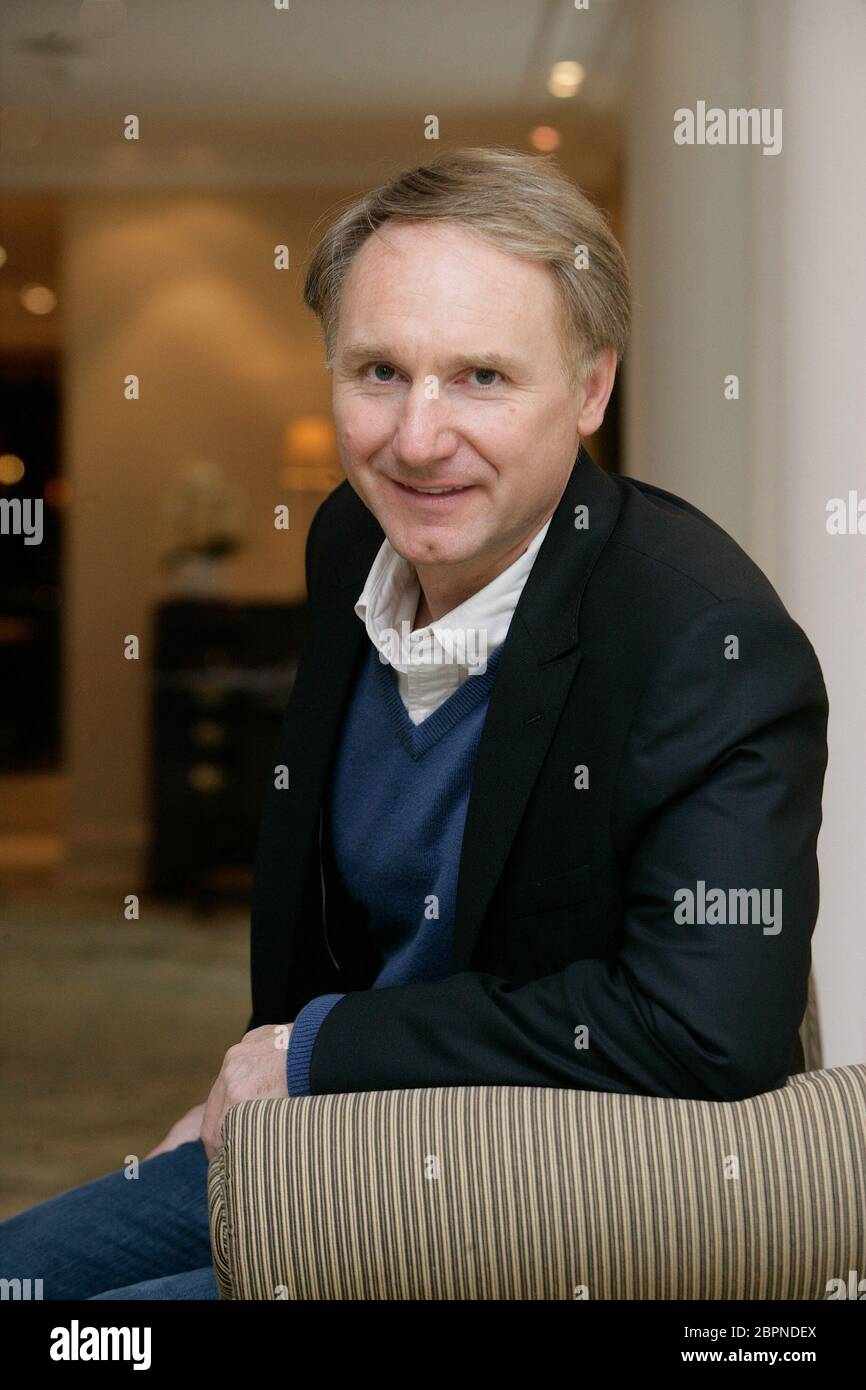 DaN Brown Buchprästation 'Inferno' - Der US-amerikanische Schriftsteller Dan Brown präsenoert seinen neuesten Thriller 'Inferno' à Köln. Banque D'Images