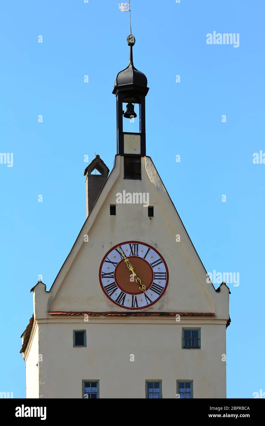 Ulmer Tor Uhr Memmingen est une ville du Bayern/Allemagne avec de nombreuses attractions historiques Banque D'Images