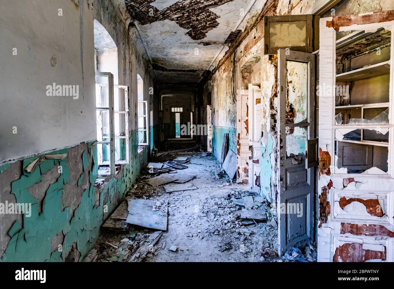 hôpital abandonné à l'intérieur Banque D'Images
